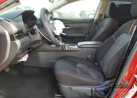 2021 Nissan Sentra Sr z USA, uszkodzony, nr VIN 3N1AB8DV5MY257561